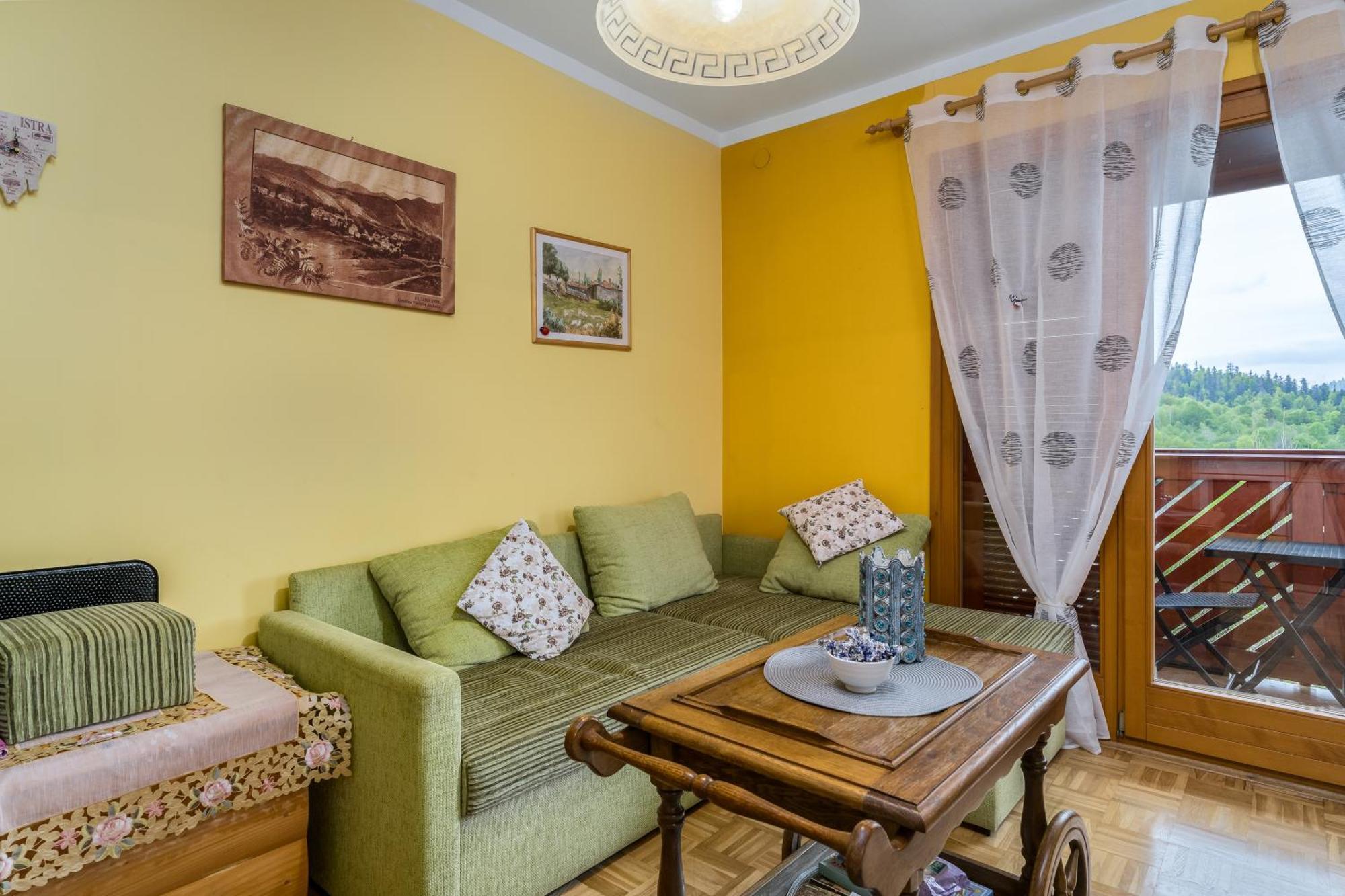 Cozy Apartment Lida Near Lake Bajer, Fuzine Bagian luar foto