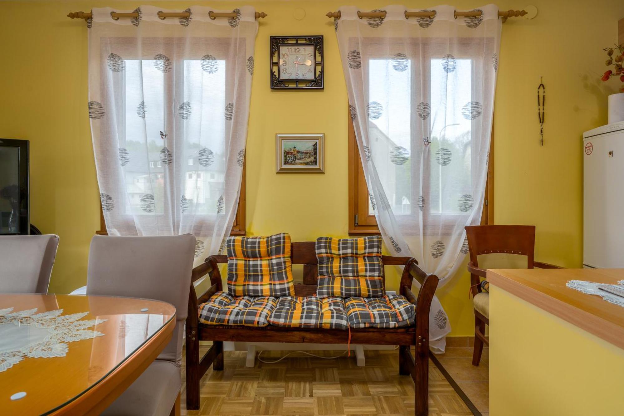 Cozy Apartment Lida Near Lake Bajer, Fuzine Bagian luar foto